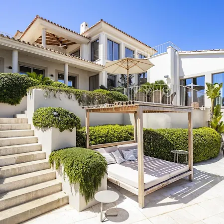 Villa Mimosa *